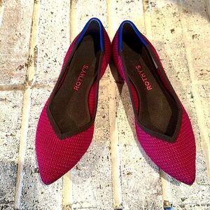 Rothy’s point flats